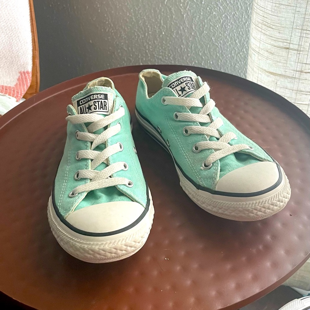 Tiffany Blue Low-top Chuck Taylors